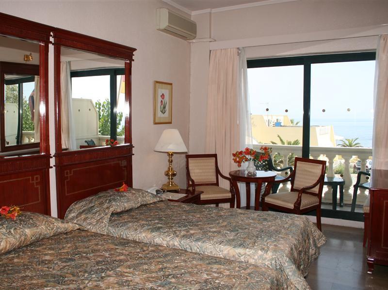 Corfu  Mon Repos Palace “Art Hotel” Operated By Ella Resorts (Adults Only) מראה חיצוני תמונה