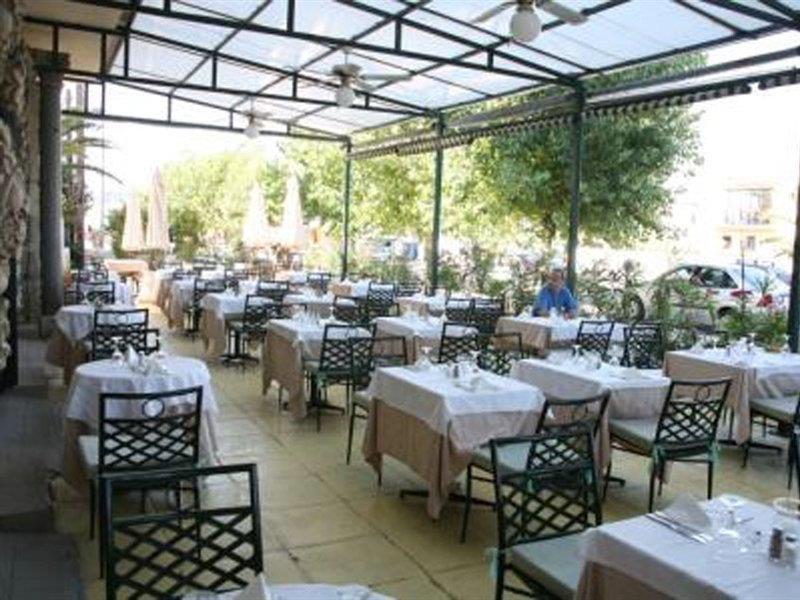 Corfu  Mon Repos Palace “Art Hotel” Operated By Ella Resorts (Adults Only) מראה חיצוני תמונה